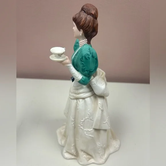 1995 Mrs. Albee Award ヴィンテージ 陶器人形